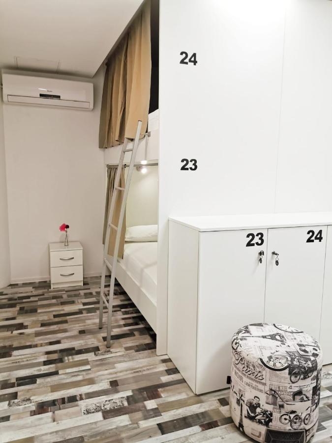 Hostel Book'N'Hook Stobreč Dış mekan fotoğraf